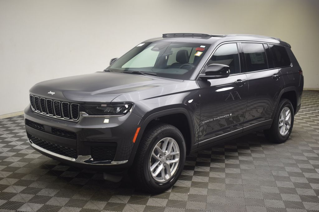 new 2025 Jeep Grand Cherokee L car, priced at $40,360
