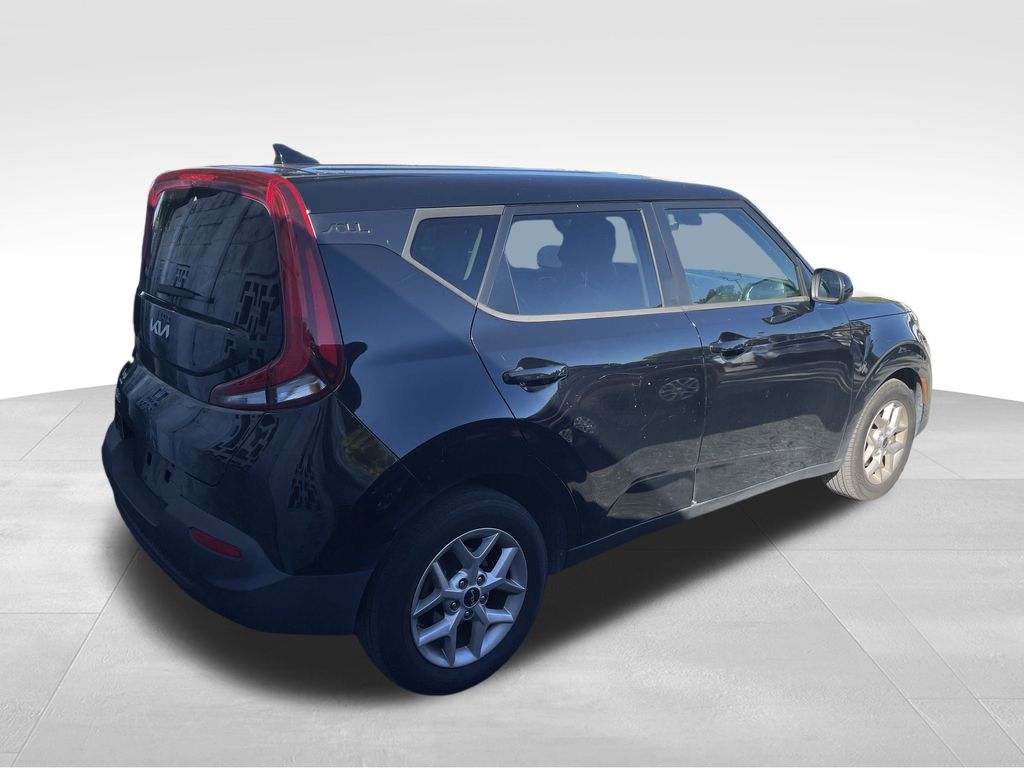 used 2022 Kia Soul car, priced at $13,991