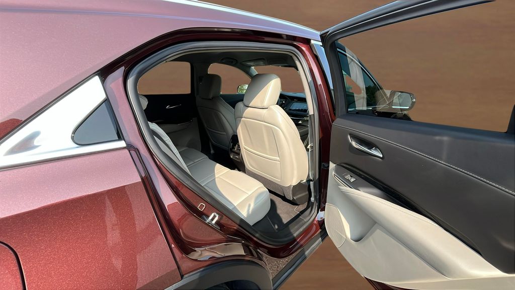 used 2022 Cadillac XT4 car, priced at $29,450