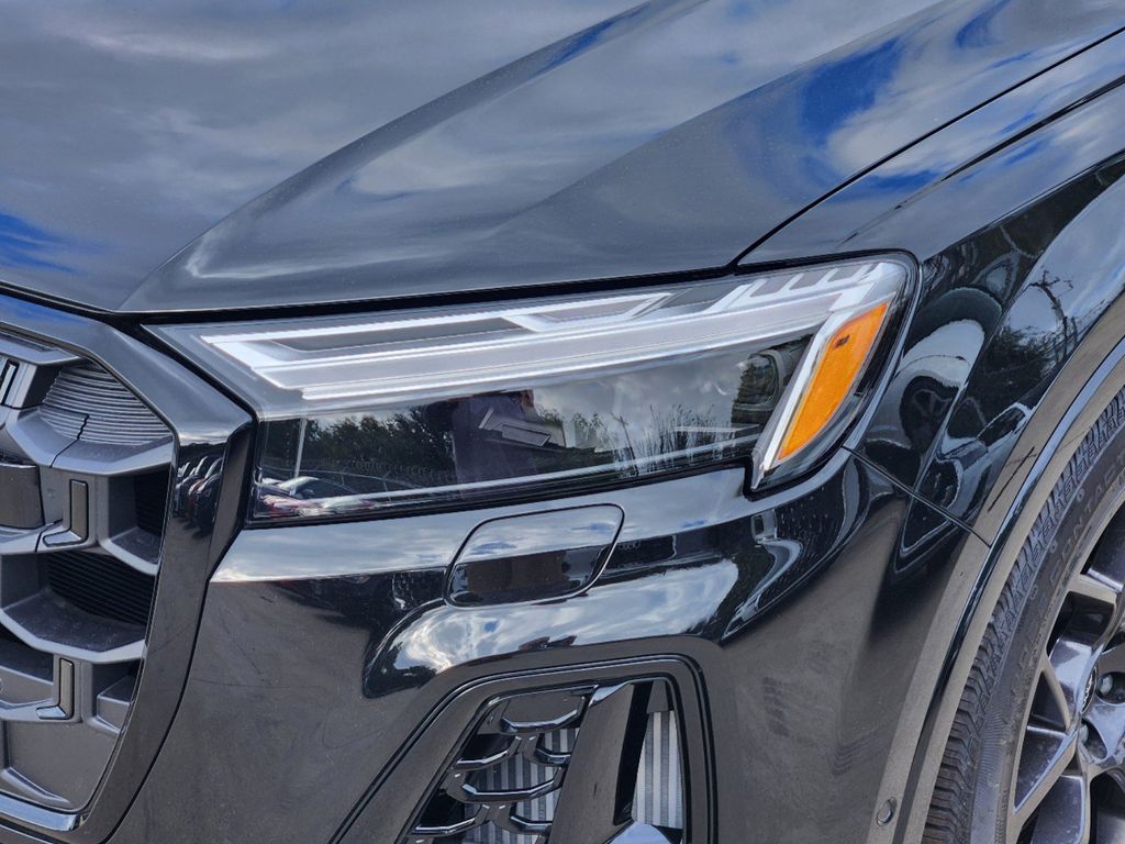 new 2025 Audi SQ7 car, priced at $100,140