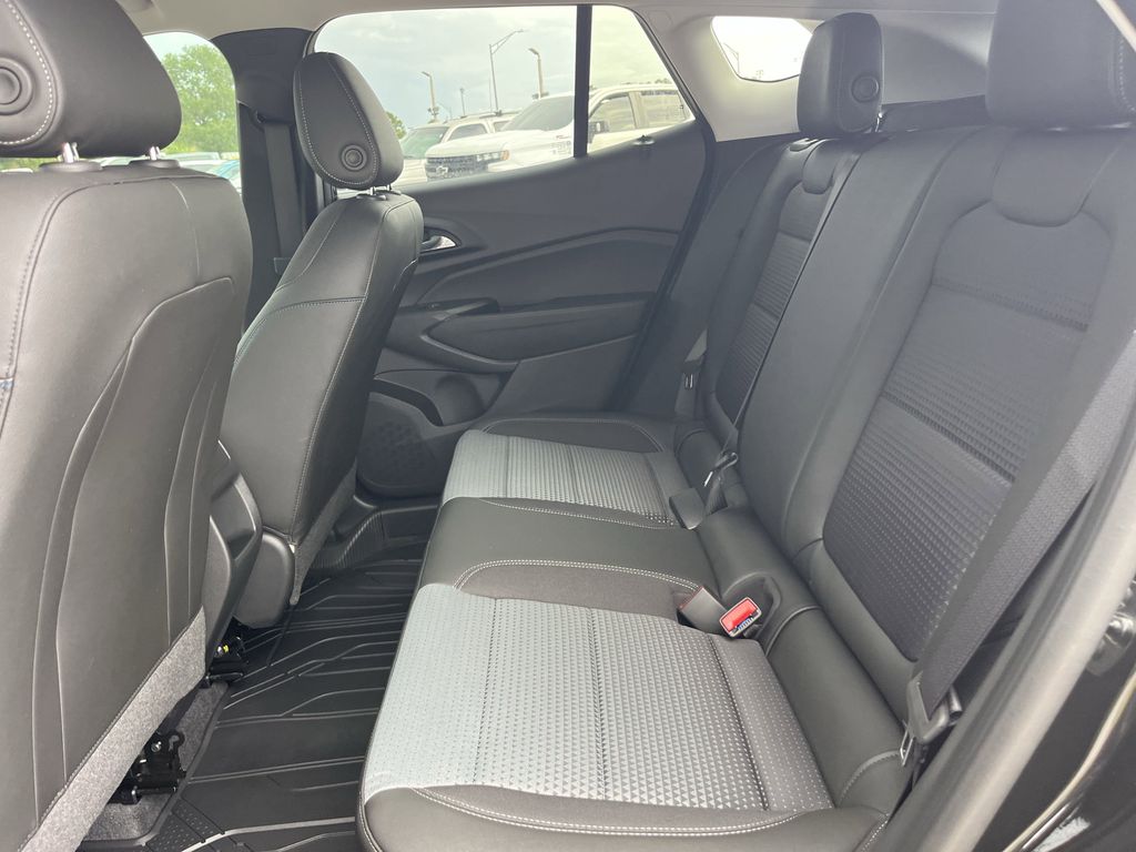 new 2025 Chevrolet Trax car, priced at $22,862