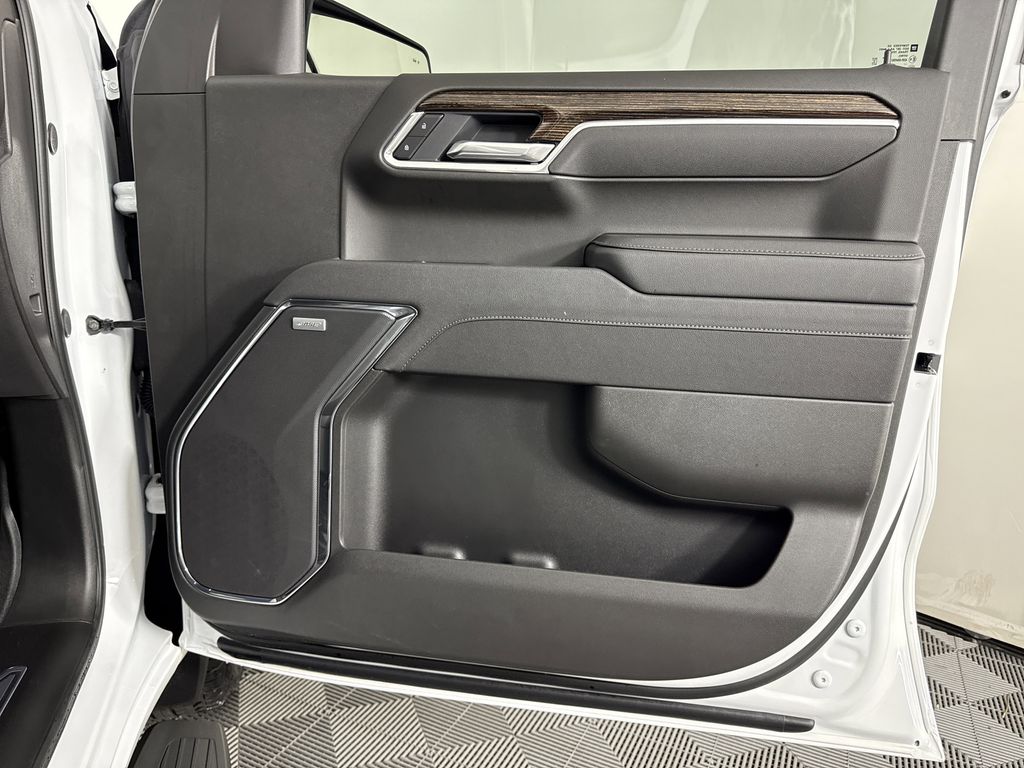 new 2025 GMC Sierra 1500 car, priced at $56,729