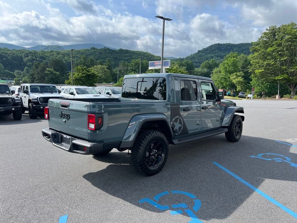 new 2025 Jeep Gladiator car, priced at $46,990