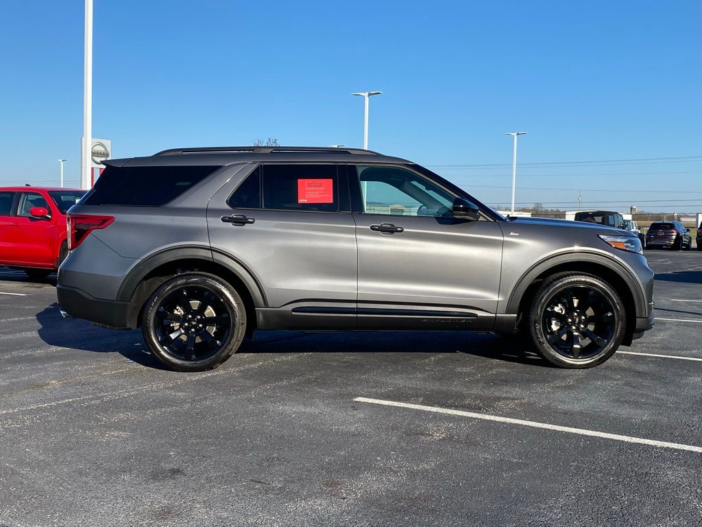 used 2024 Ford Explorer car, priced at $43,500