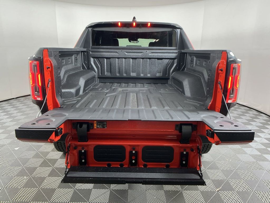 new 2025 GMC Hummer EV Pickup car, priced at $91,690