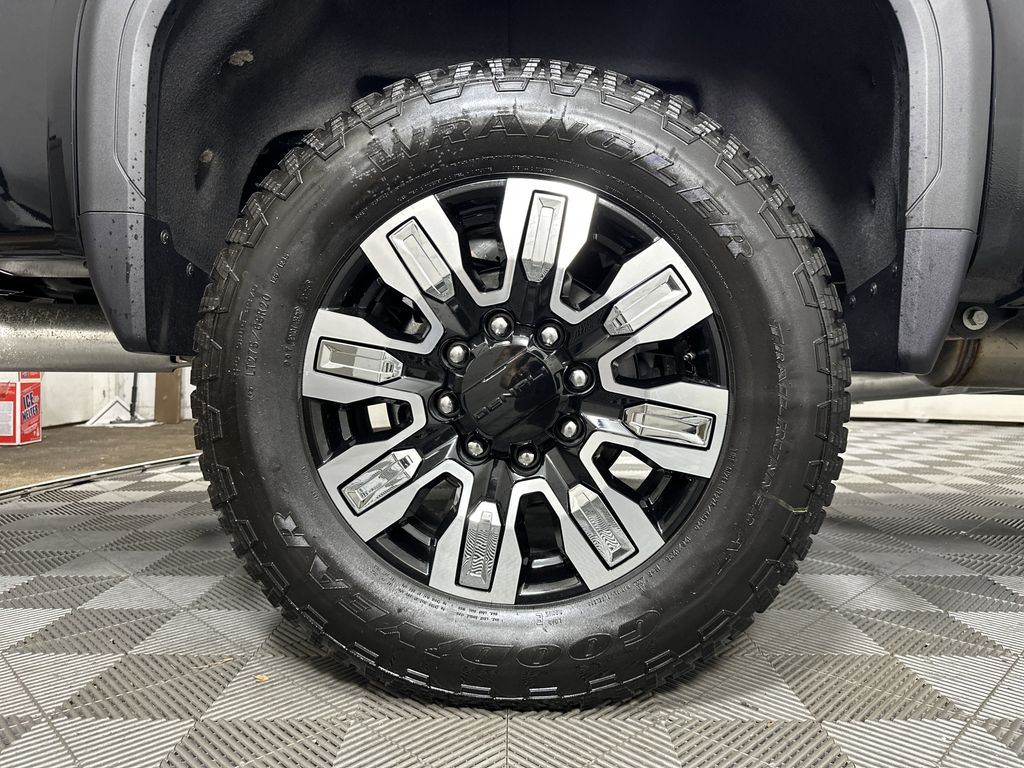 new 2025 GMC Sierra 2500HD car, priced at $86,034