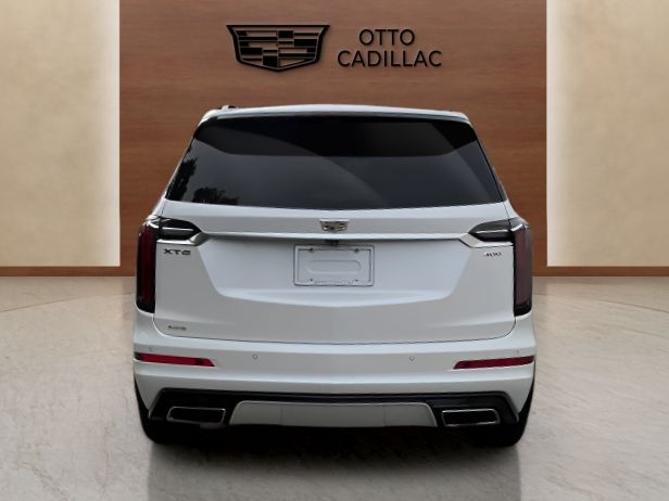 used 2023 Cadillac XT6 car, priced at $39,300