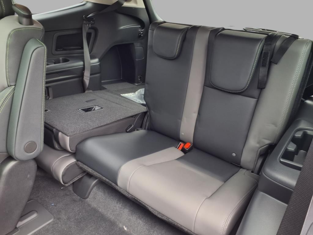 new 2025 Subaru Ascent car, priced at $43,279