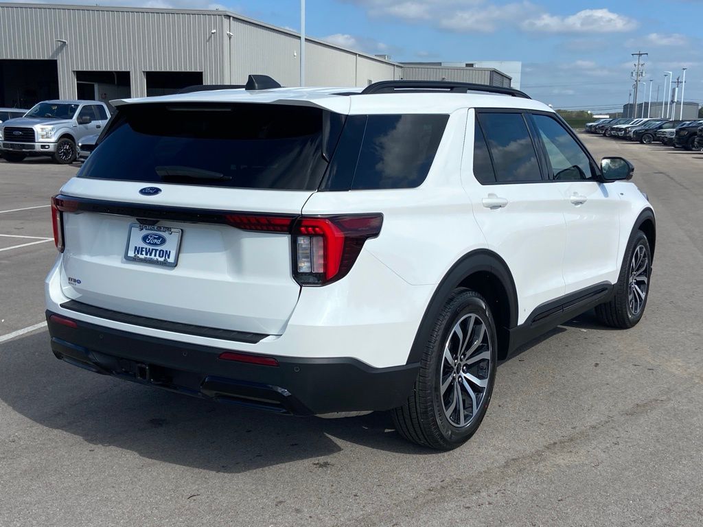 new 2025 Ford Explorer car, priced at $46,277