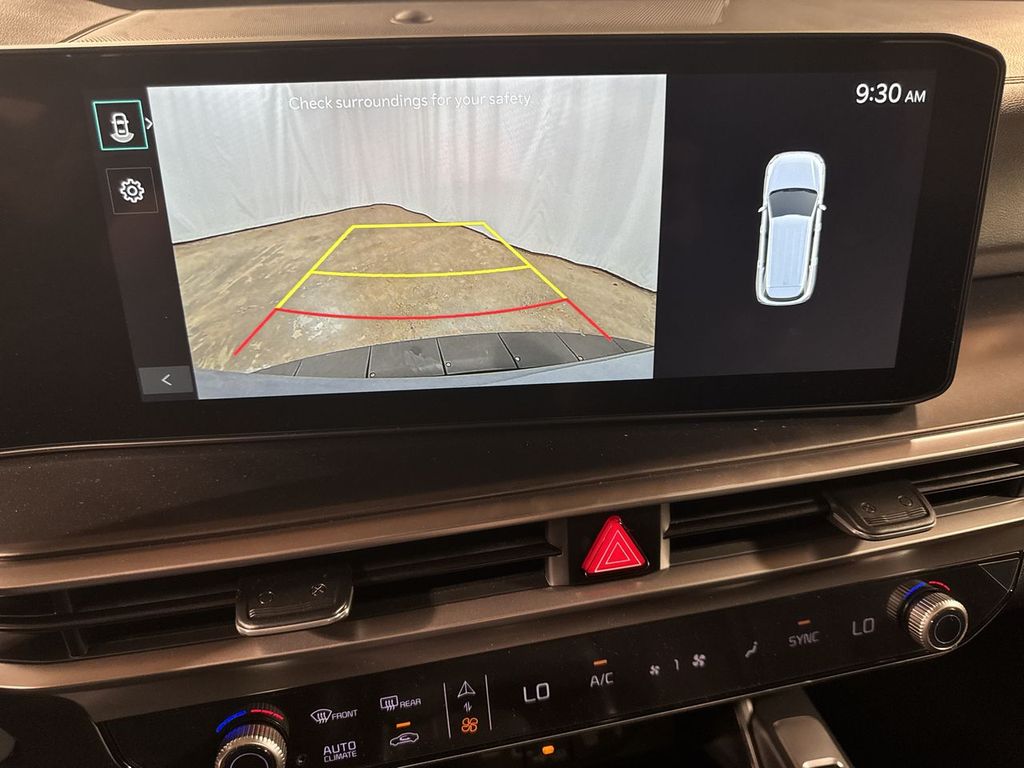 new 2025 Kia Sorento car, priced at $39,911