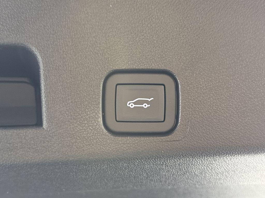 new 2026 GMC Acadia car, priced at $46,625