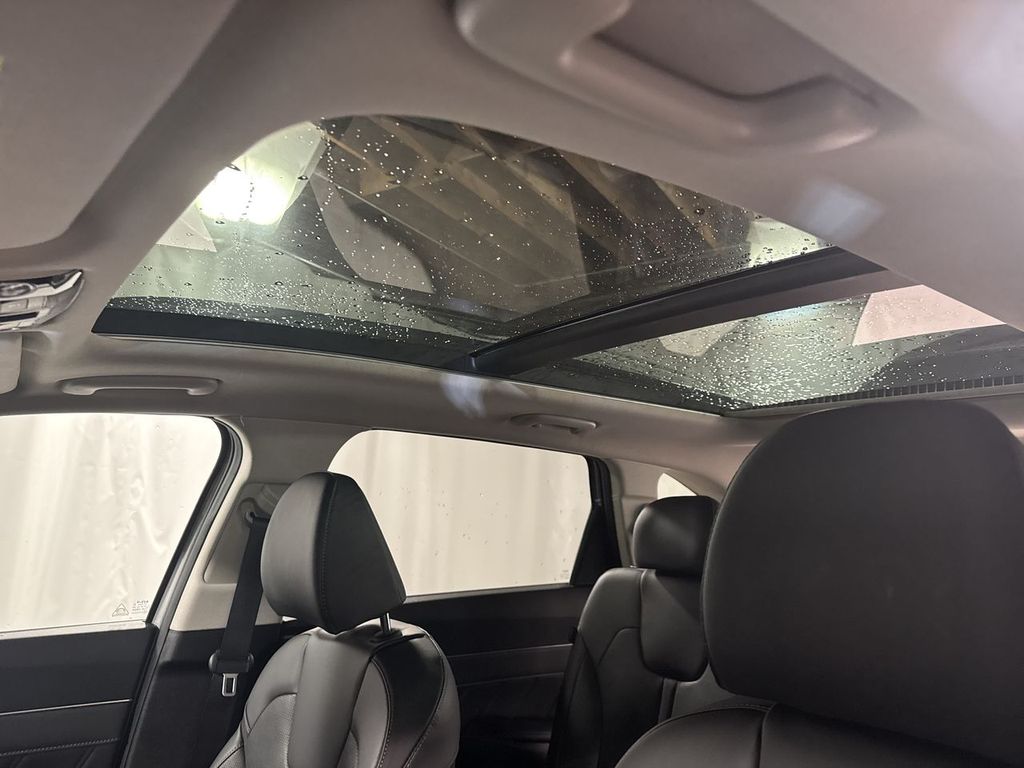 new 2025 Kia Sorento car, priced at $45,775