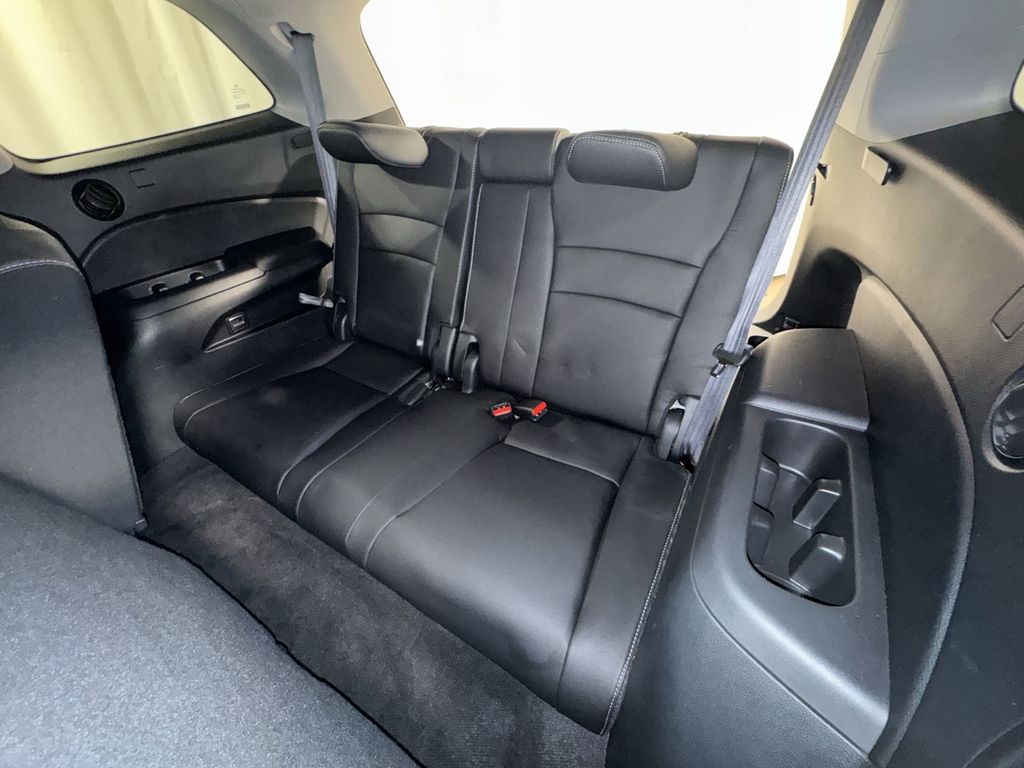 used 2022 Honda Pilot car, priced at $33,792