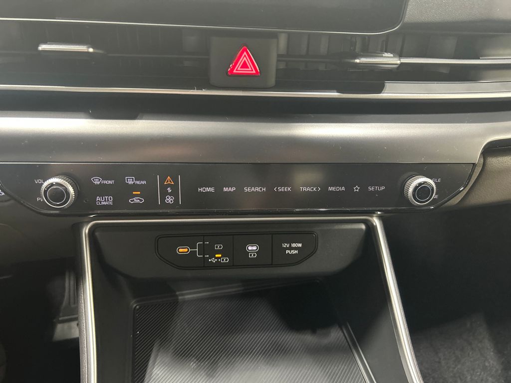 new 2025 Kia Carnival car, priced at $40,495