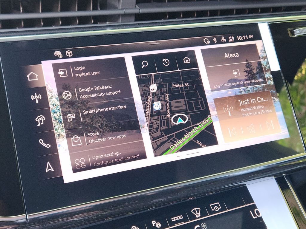 new 2025 Audi Q7 car, priced at $83,750