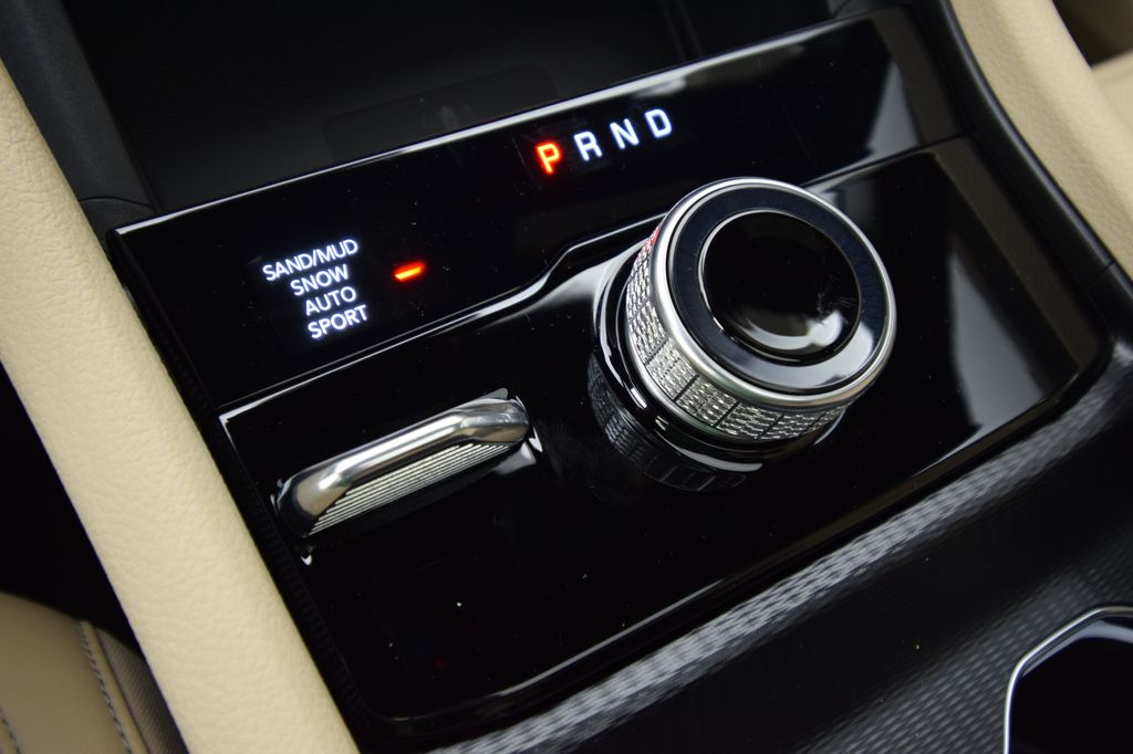 new 2025 Jeep Grand Cherokee car, priced at $52,938