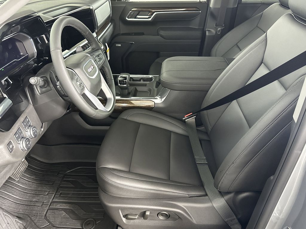 new 2025 GMC Sierra 1500 car, priced at $60,424