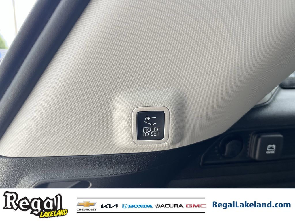 used 2023 Jeep Grand Cherokee car, priced at $24,595