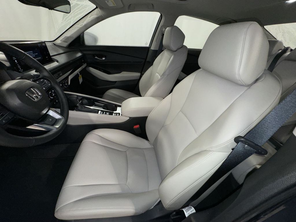 new 2025 Honda Accord Hybrid car, priced at $40,495