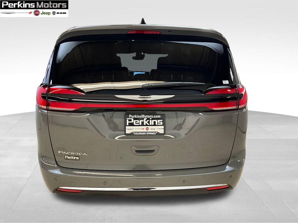 new 2025 Chrysler Pacifica car, priced at $37,864