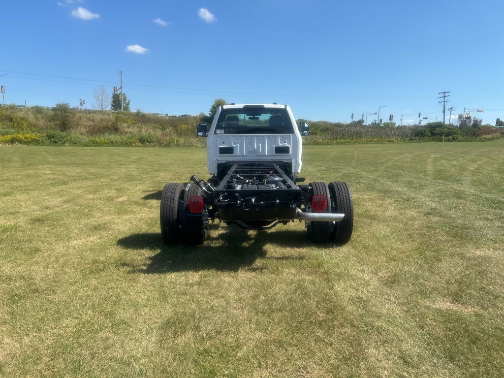 new 2025 Ford F-550SD car, priced at $63,145