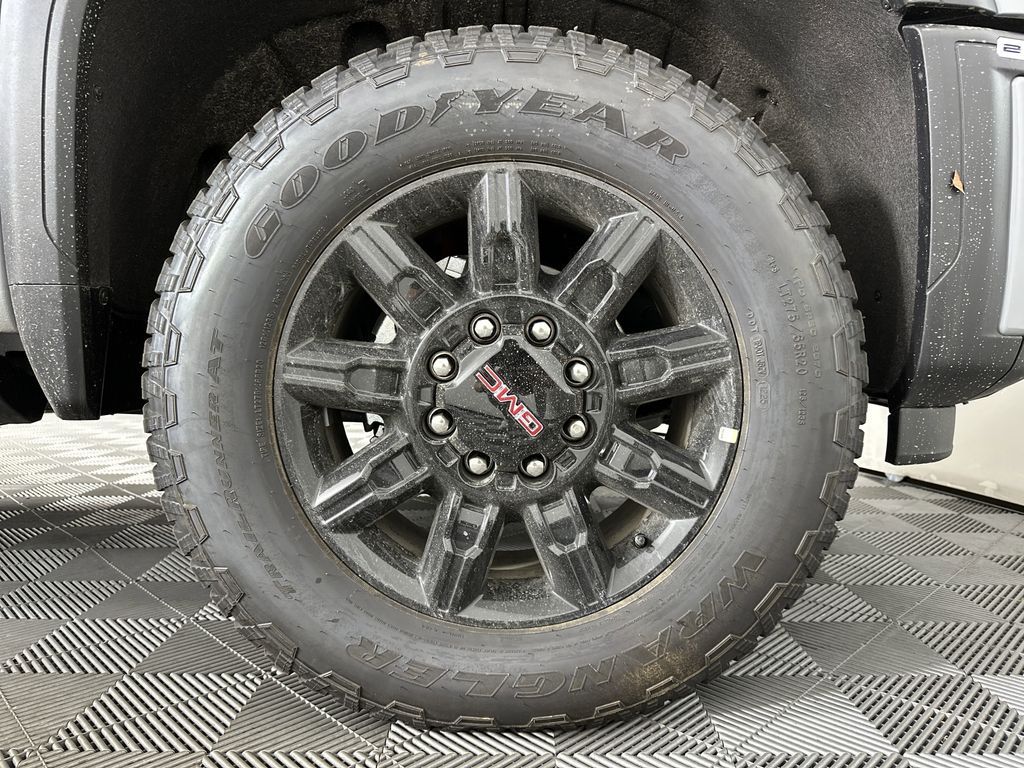 new 2025 GMC Sierra 2500HD car, priced at $87,134