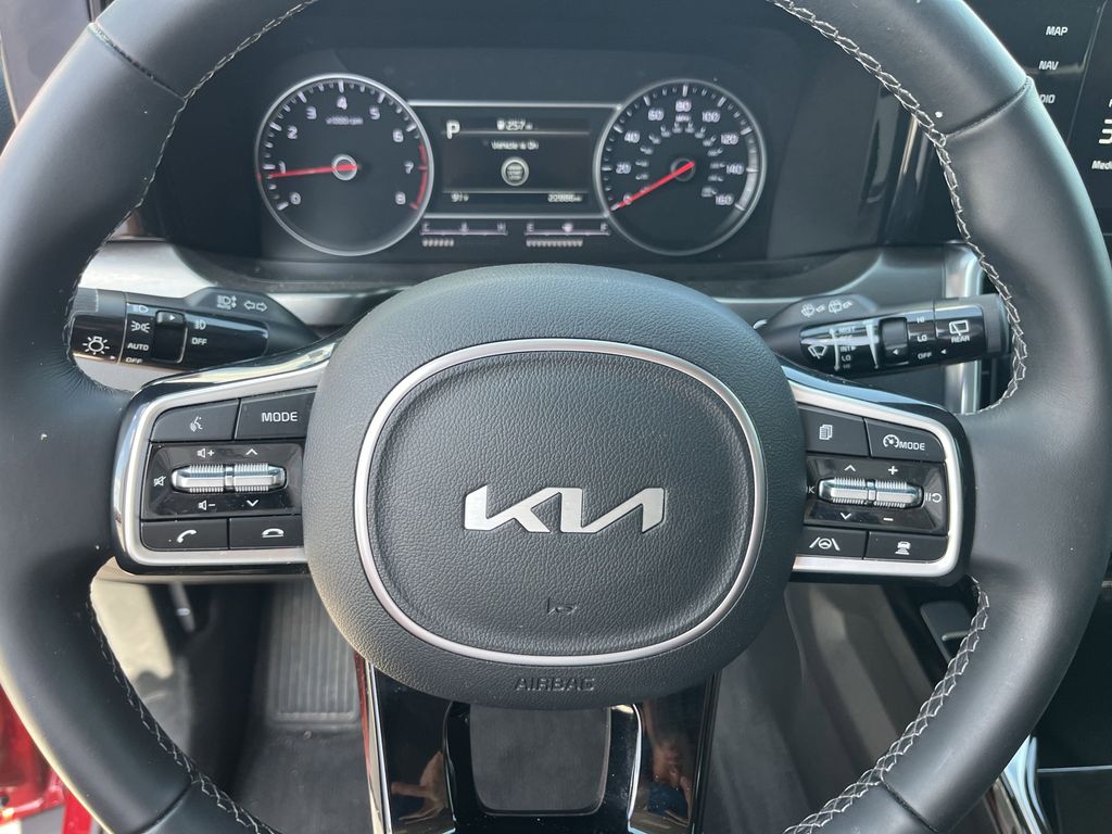 used 2022 Kia Sorento car, priced at $34,291