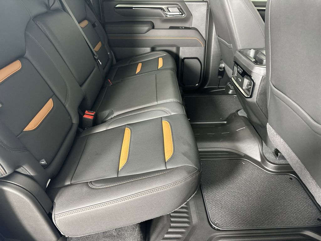 new 2025 GMC Sierra 2500HD car, priced at $86,141