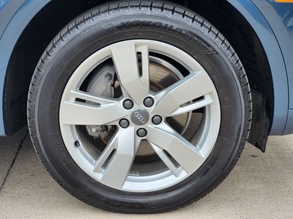 used 2018 Audi Q5 car, priced at $15,363