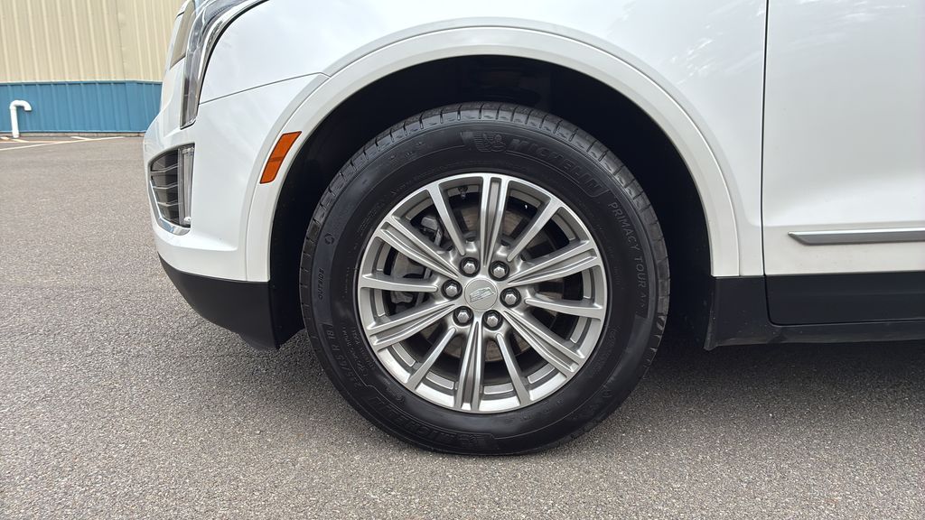 used 2019 Cadillac XT5 car, priced at $24,200