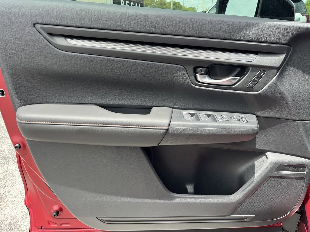 new 2025 Honda CR-V Hybrid car, priced at $37,920