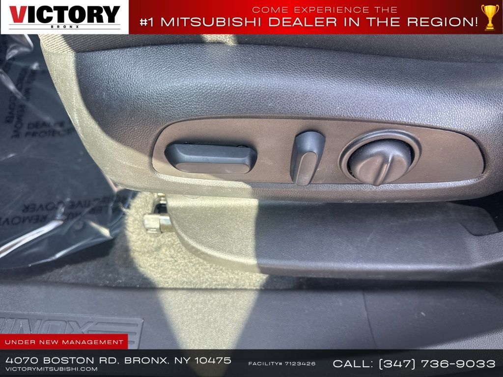 used 2023 Chevrolet Equinox car, priced at $19,148