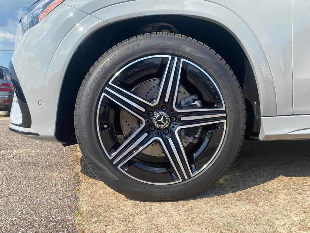 new 2026 Mercedes-Benz GLE car