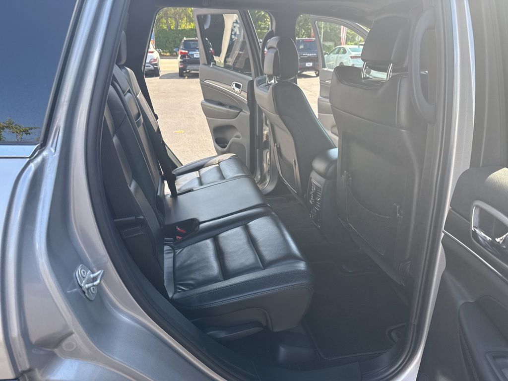 used 2018 Jeep Grand Cherokee car, priced at $13,900