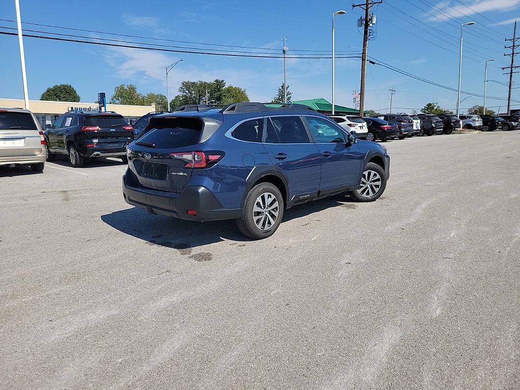 used 2024 Subaru Outback car, priced at $30,151