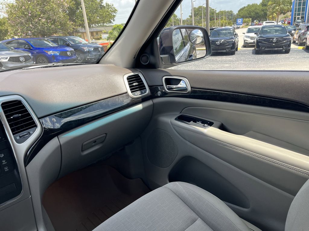 used 2013 Jeep Grand Cherokee car, priced at $10,692