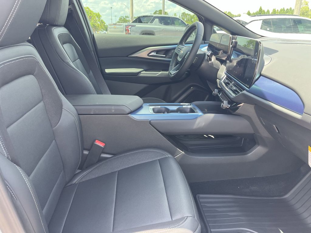 new 2025 Chevrolet Equinox EV car, priced at $38,573