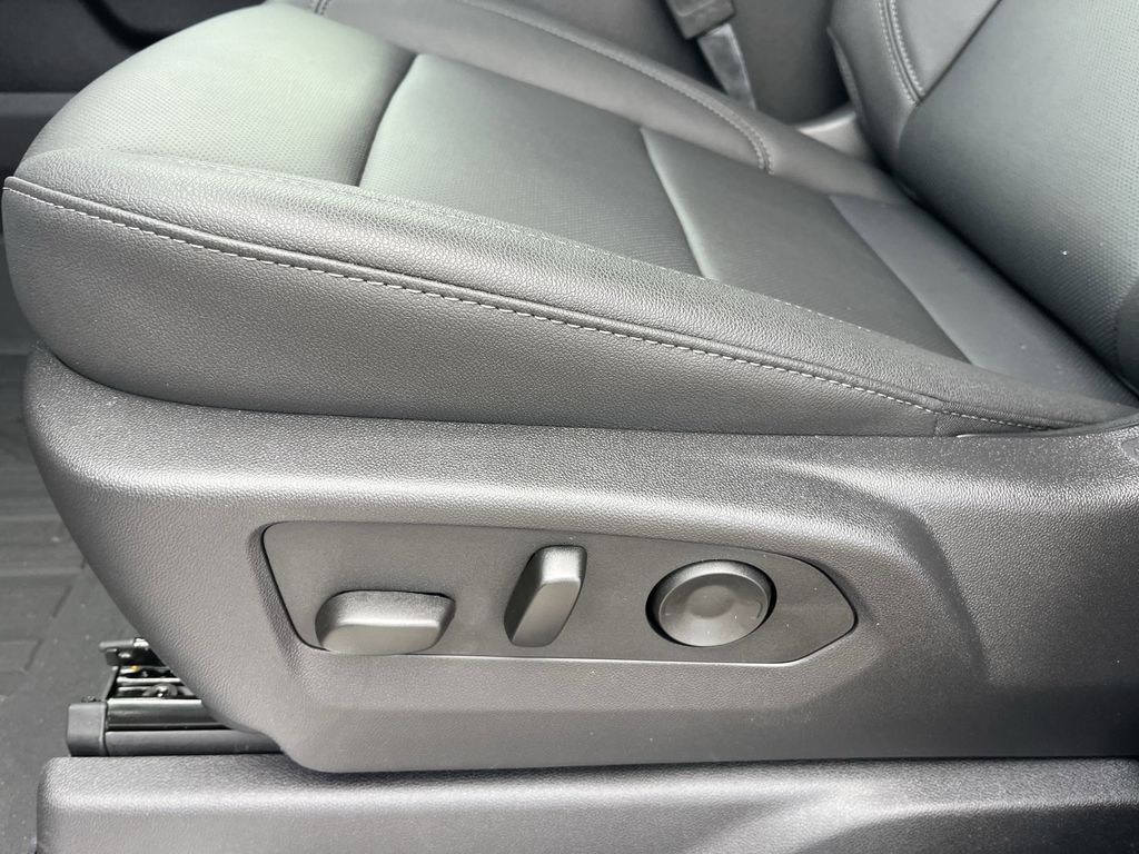 new 2025 GMC Sierra 1500 car, priced at $59,191
