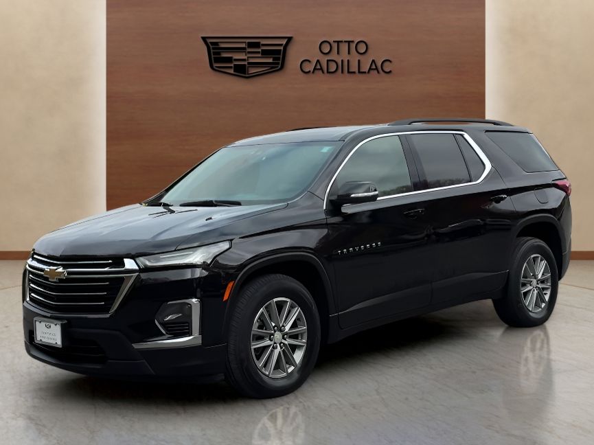 used 2023 Chevrolet Traverse car, priced at $33,900