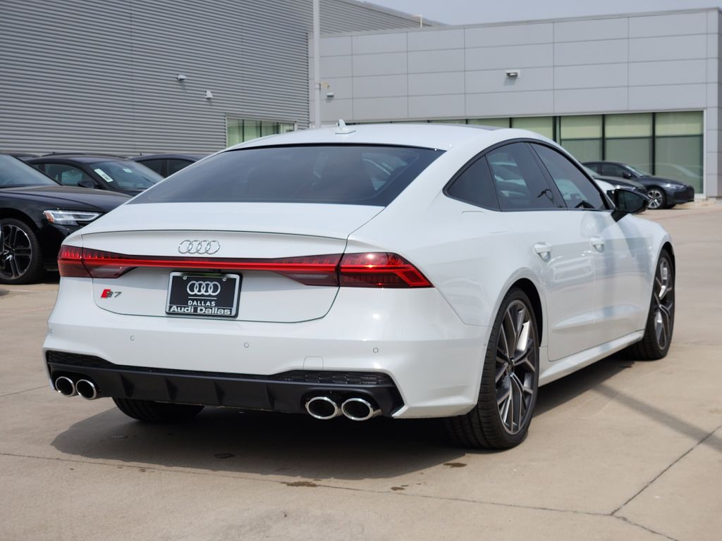 new 2025 Audi S7 car, priced at $100,600
