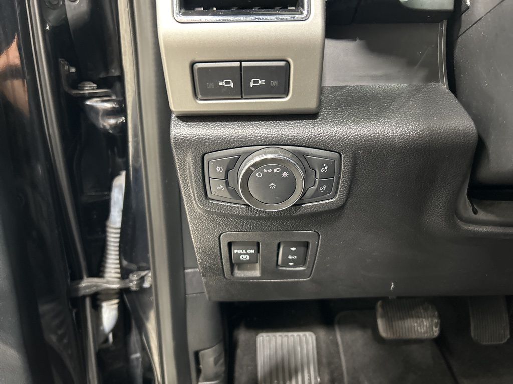 used 2020 Ford F-150 car, priced at $36,253