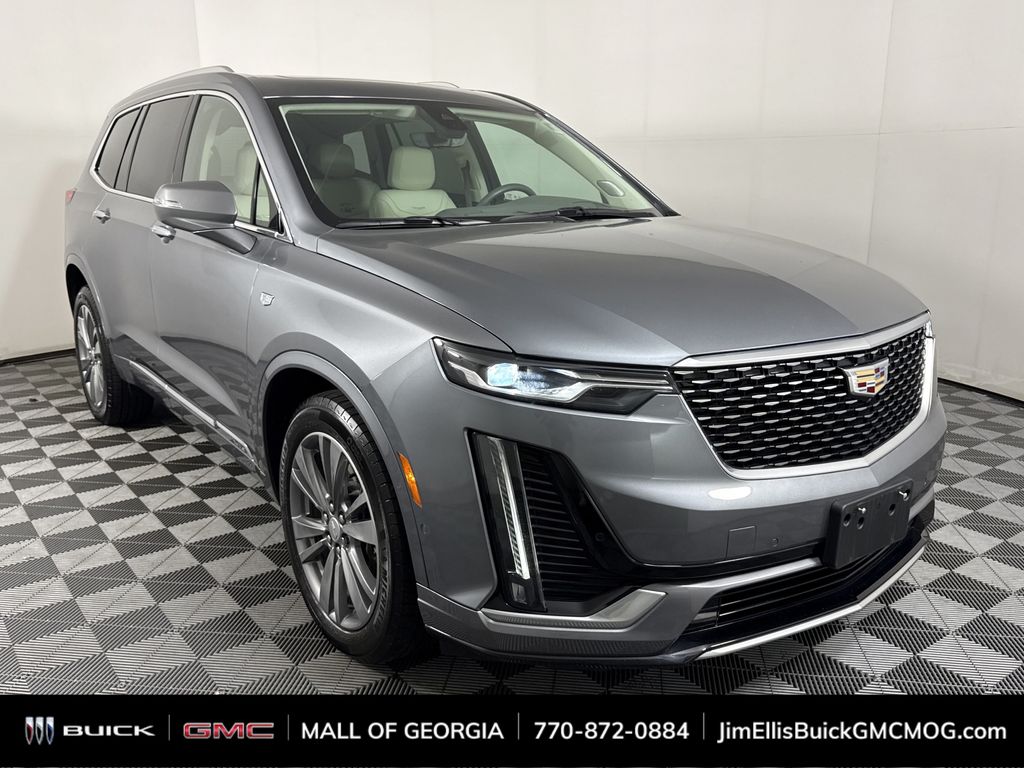 used 2022 Cadillac XT6 car, priced at $34,997