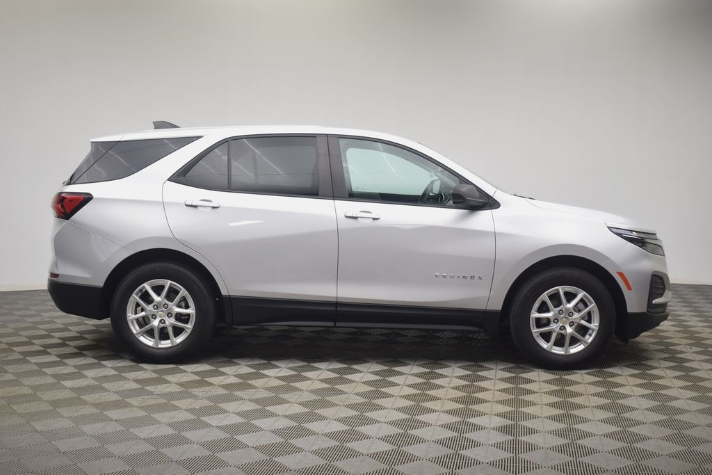 used 2022 Chevrolet Equinox car, priced at $17,700
