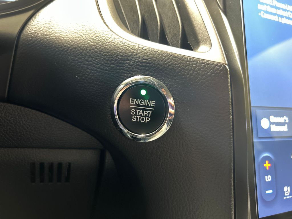 used 2022 Ford Edge car, priced at $28,562
