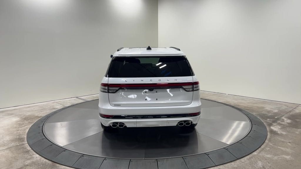 new 2025 Lincoln Aviator car, priced at $75,025