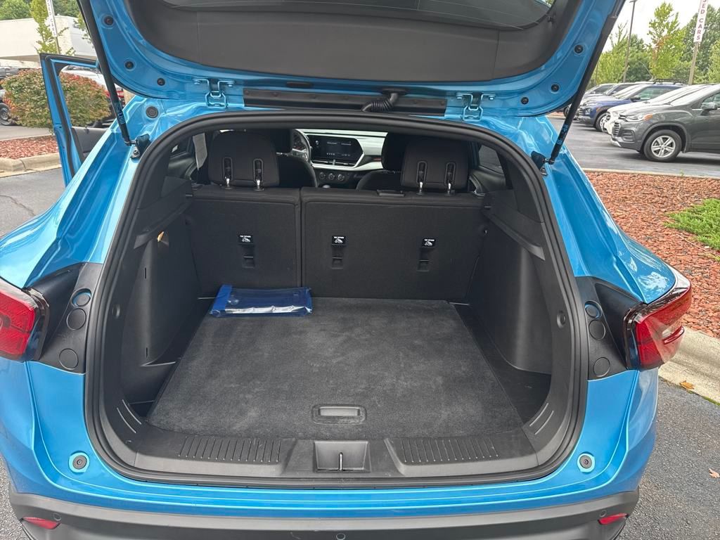 used 2025 Chevrolet Trax car, priced at $23,200