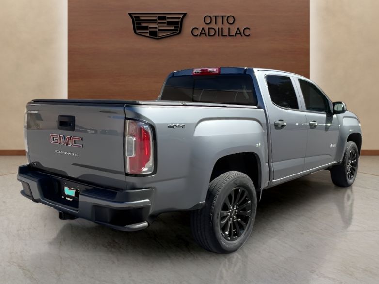 used 2022 GMC Canyon car, priced at $31,400