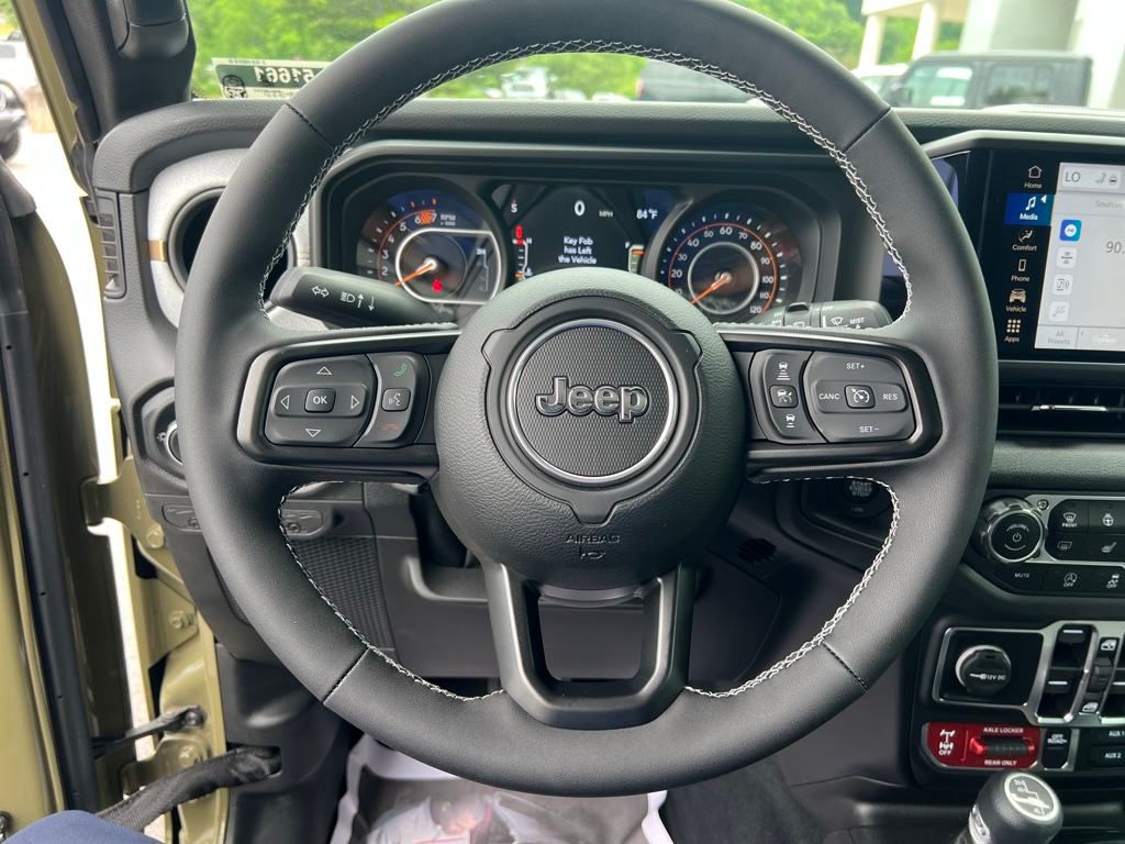 new 2025 Jeep Wrangler car, priced at $48,327