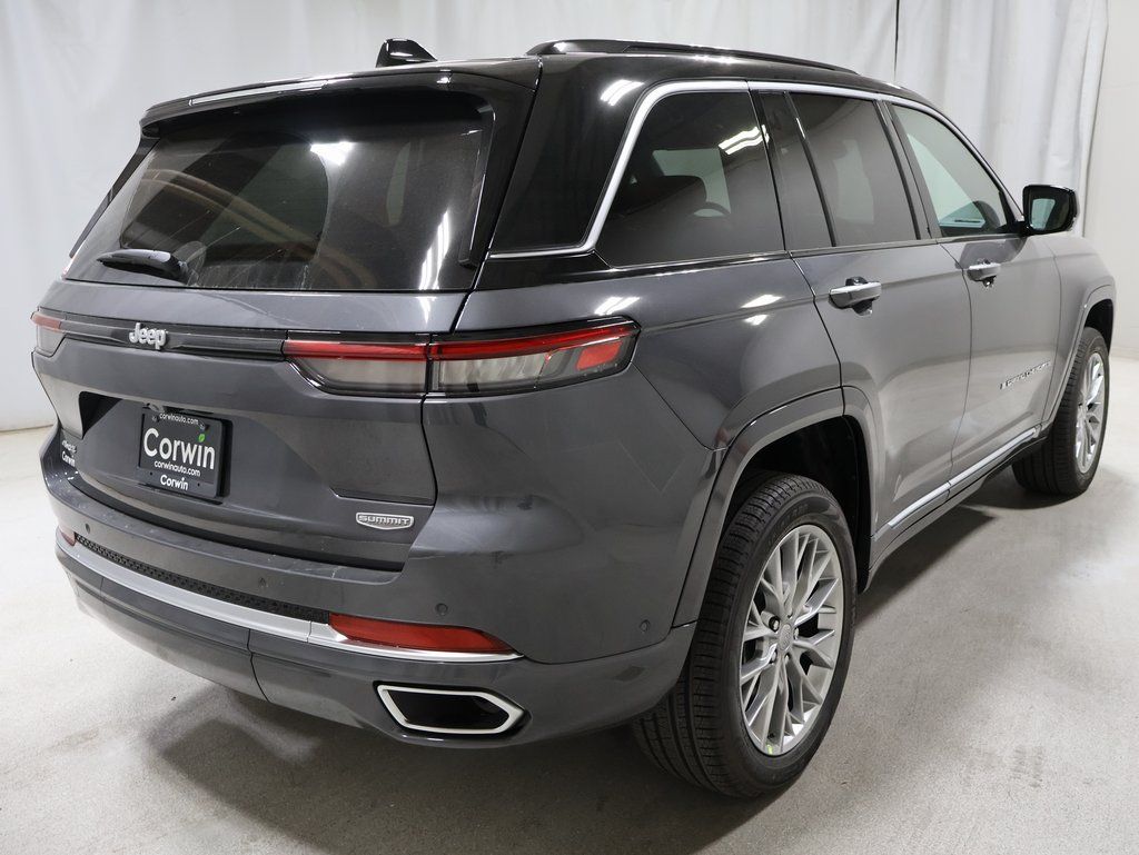 new 2025 Jeep Grand Cherokee car, priced at $59,950