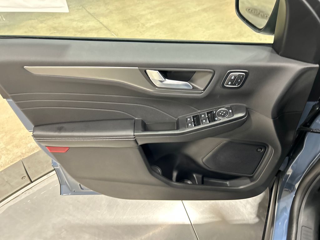 new 2025 Ford Escape car, priced at $34,364